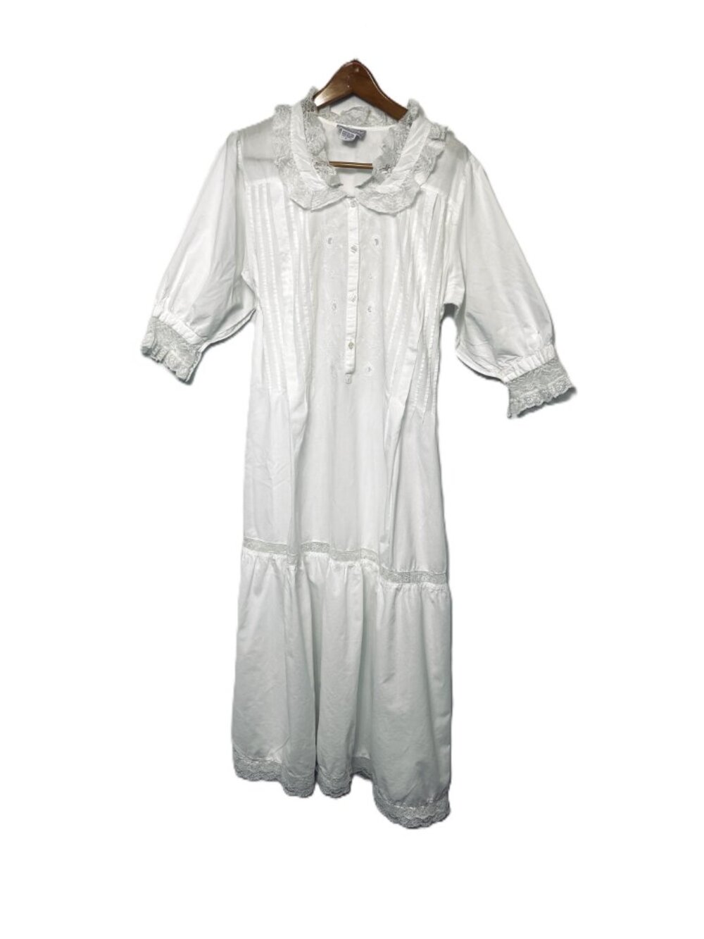 VTG Saybury Boho Cottage white 100% cotton embroidered lacey nightgown Sz L